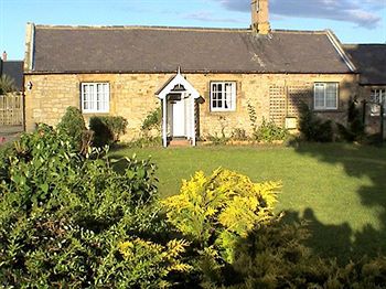 Chestnut Tree House Hotel Alnwick Exterior photo